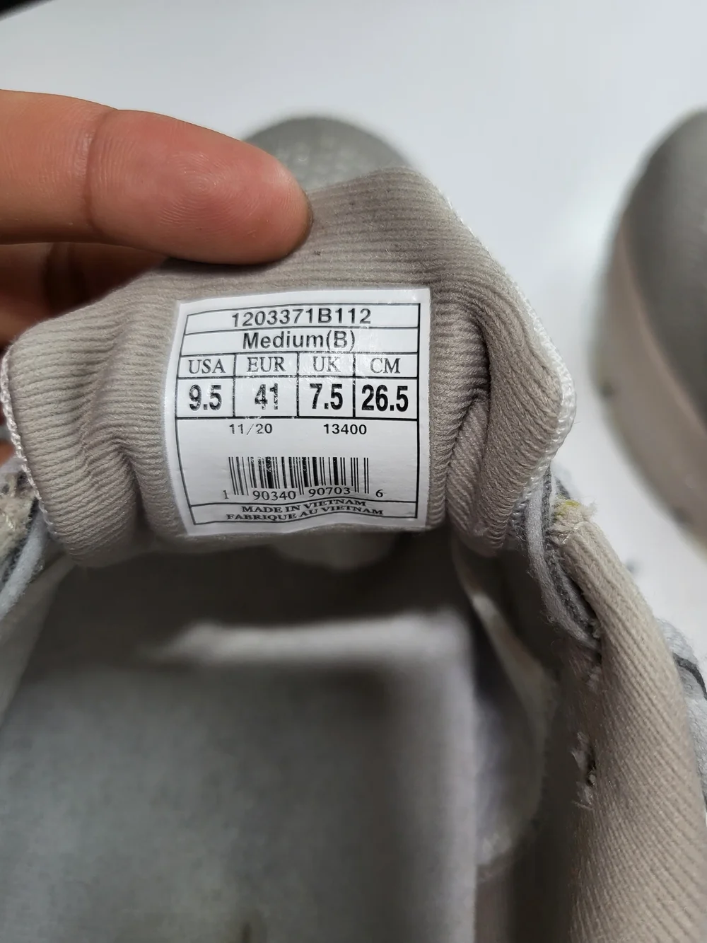 Brooks Women's Taupe/Light Gray Knit Running Sneakers